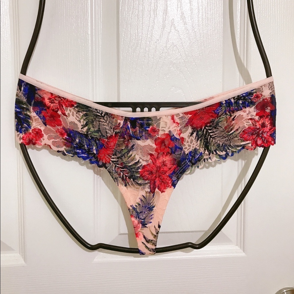 4/$38 💖PINK Victoria’s Secret Panty